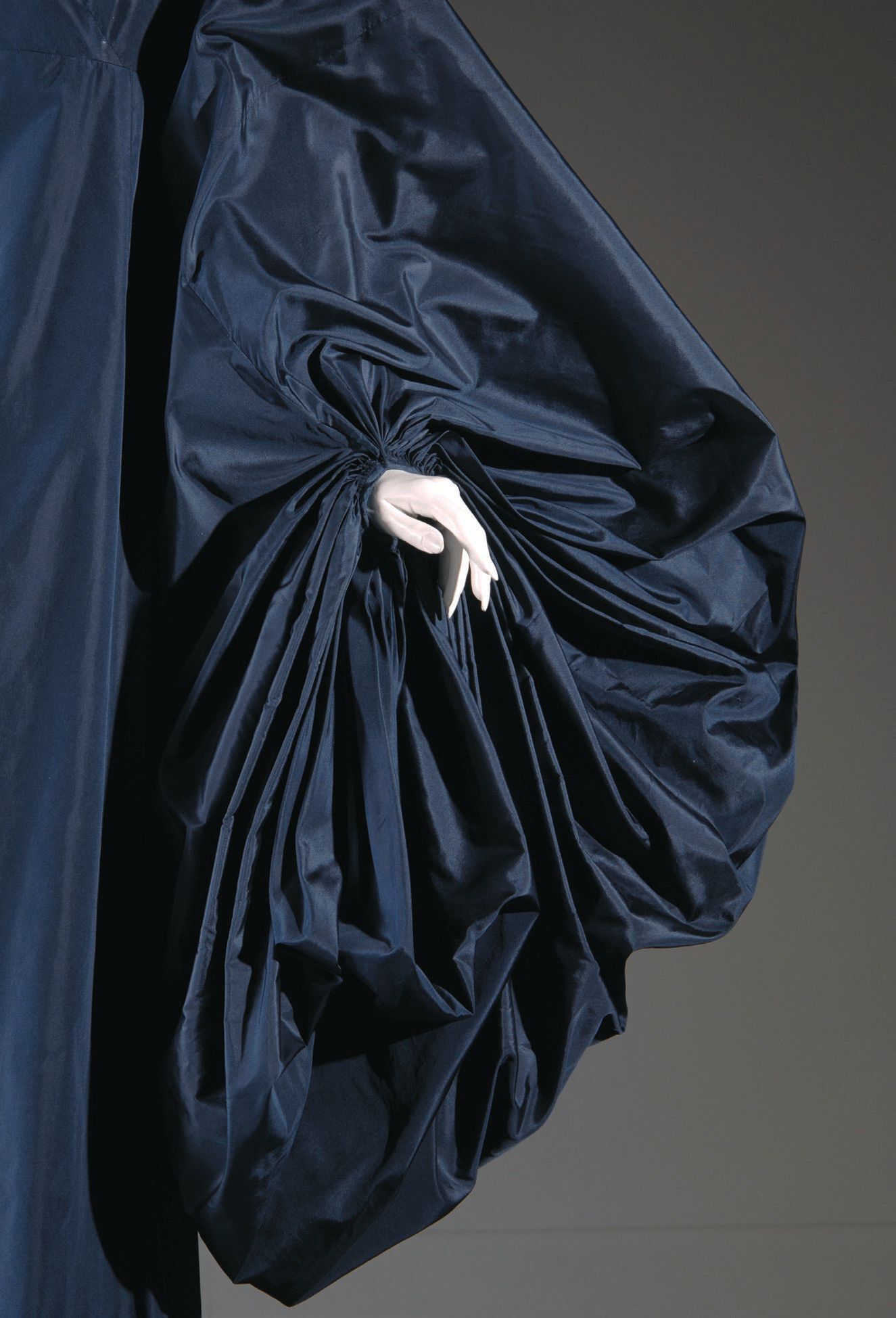 Madame Grès evening gown (detail), navy blue silk taffeta, circa 1980 PHOTO: GIFT OF MRS. MILDRED HILSON/© THE MUSEUM AT FIT